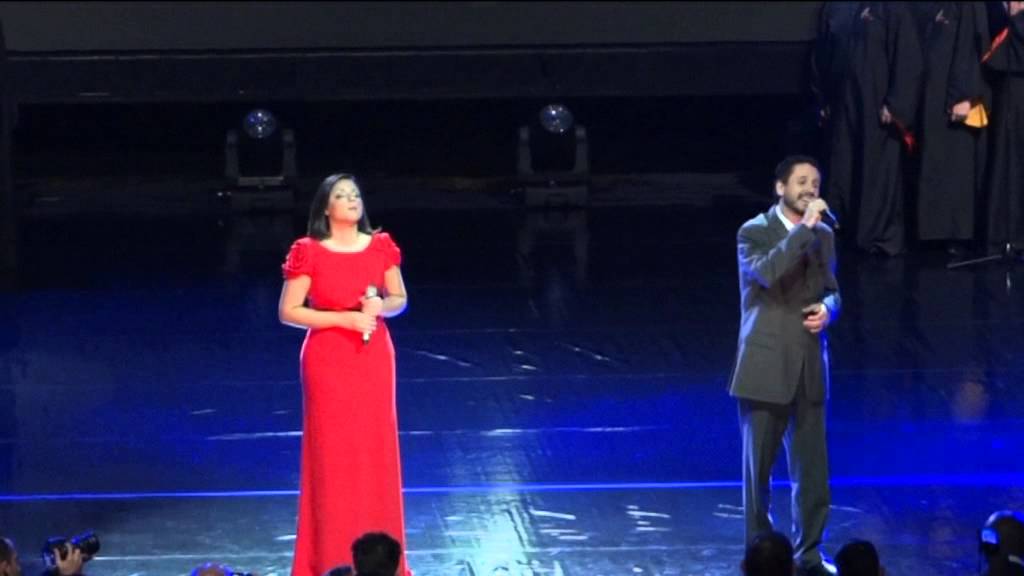 Laura Morena e Leonardo  Gonçalves part. Chama Coral