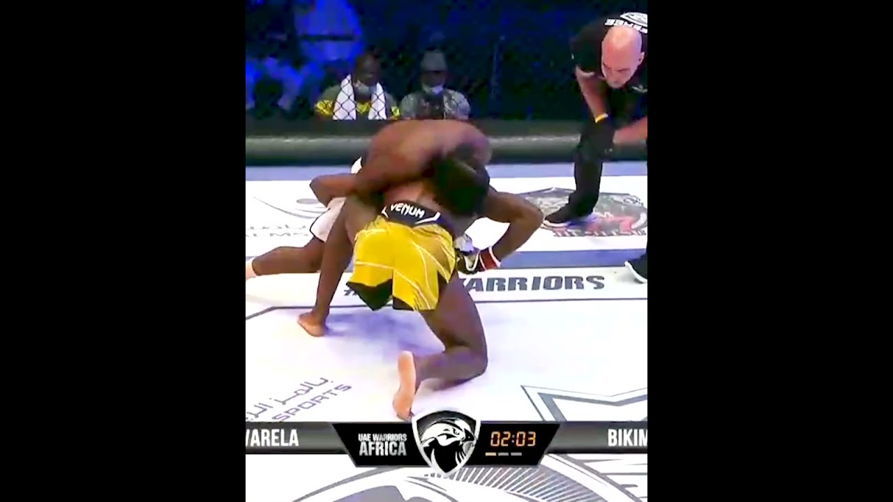 Les moments forts de ENDOM BIKIM Steve contre un adversaire très redoutable.