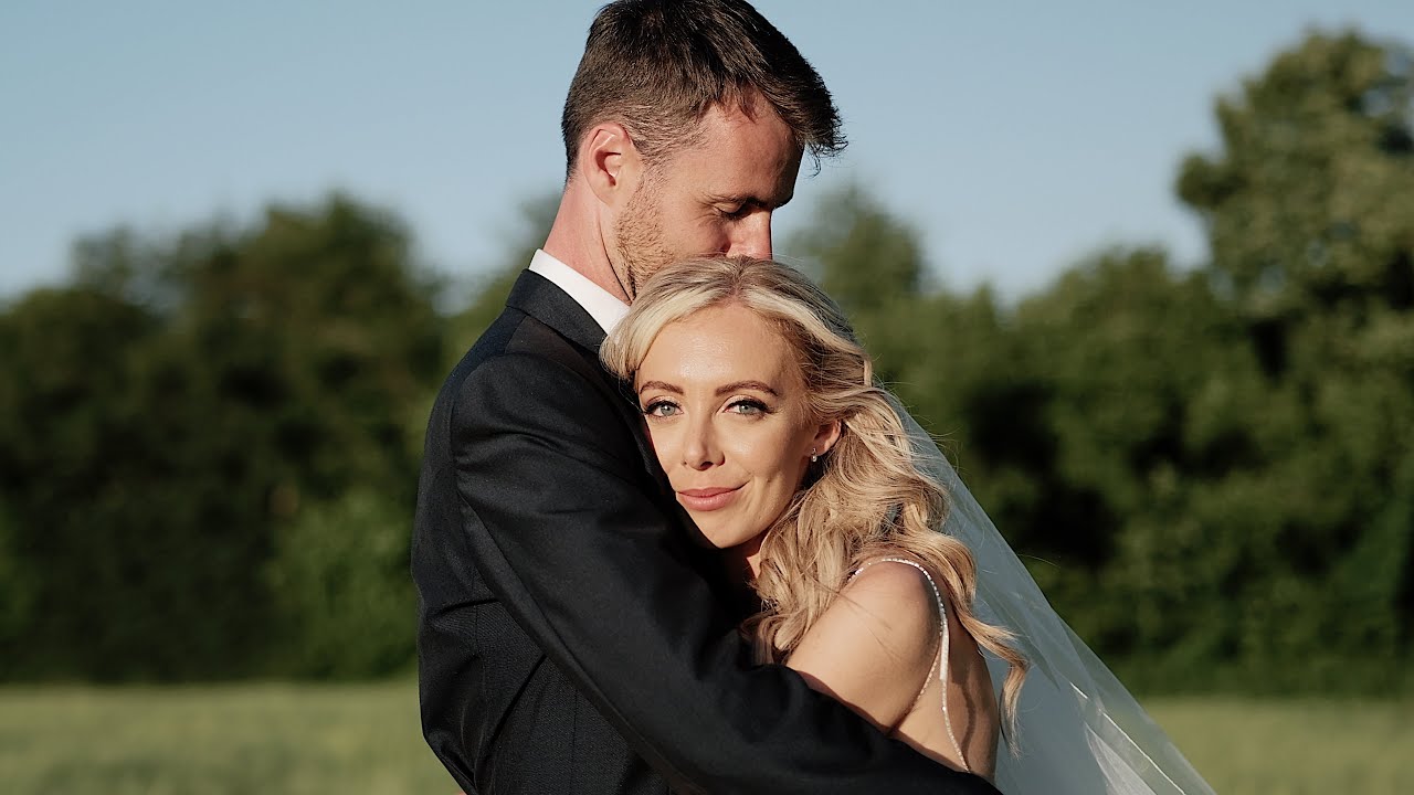 Ellie & Jack’s Timeless Love Story: A Wedding Amidst Nature's Beauty