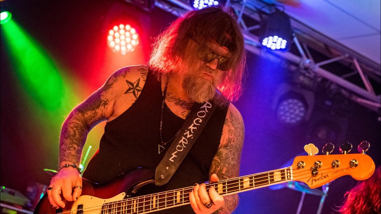 Pure raw rock,  Bulls on parade cover.  All rights belong to original artist!