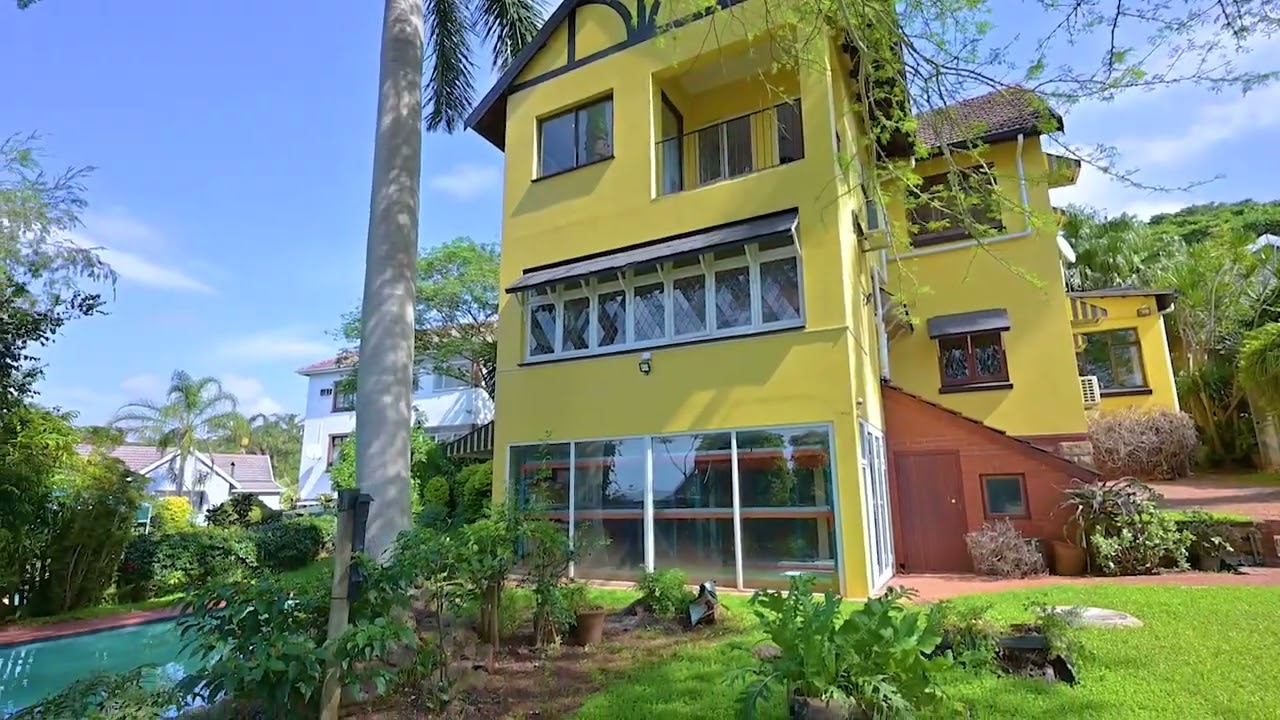 71 Princess Alice Avenue - Listed by Annette Burd