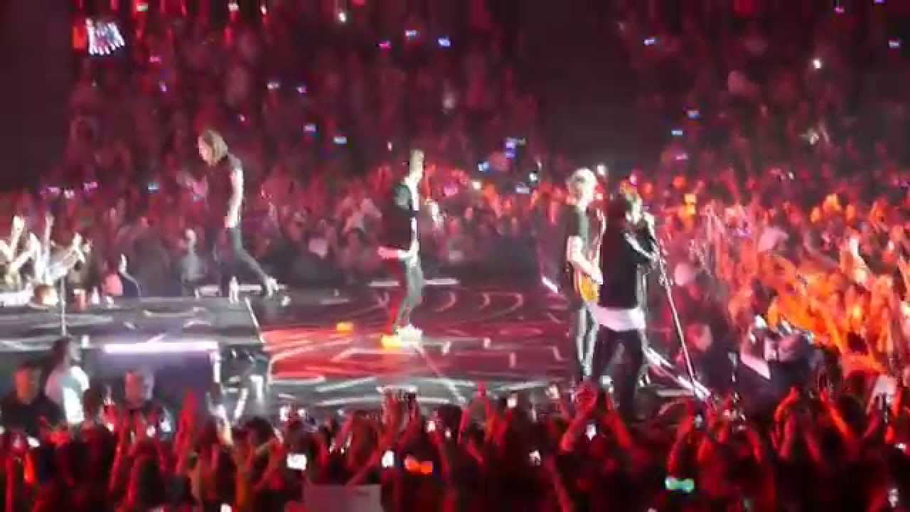 Midnight Memories -- One Direction - SSE Arena, Belfast - 21st October 2015
