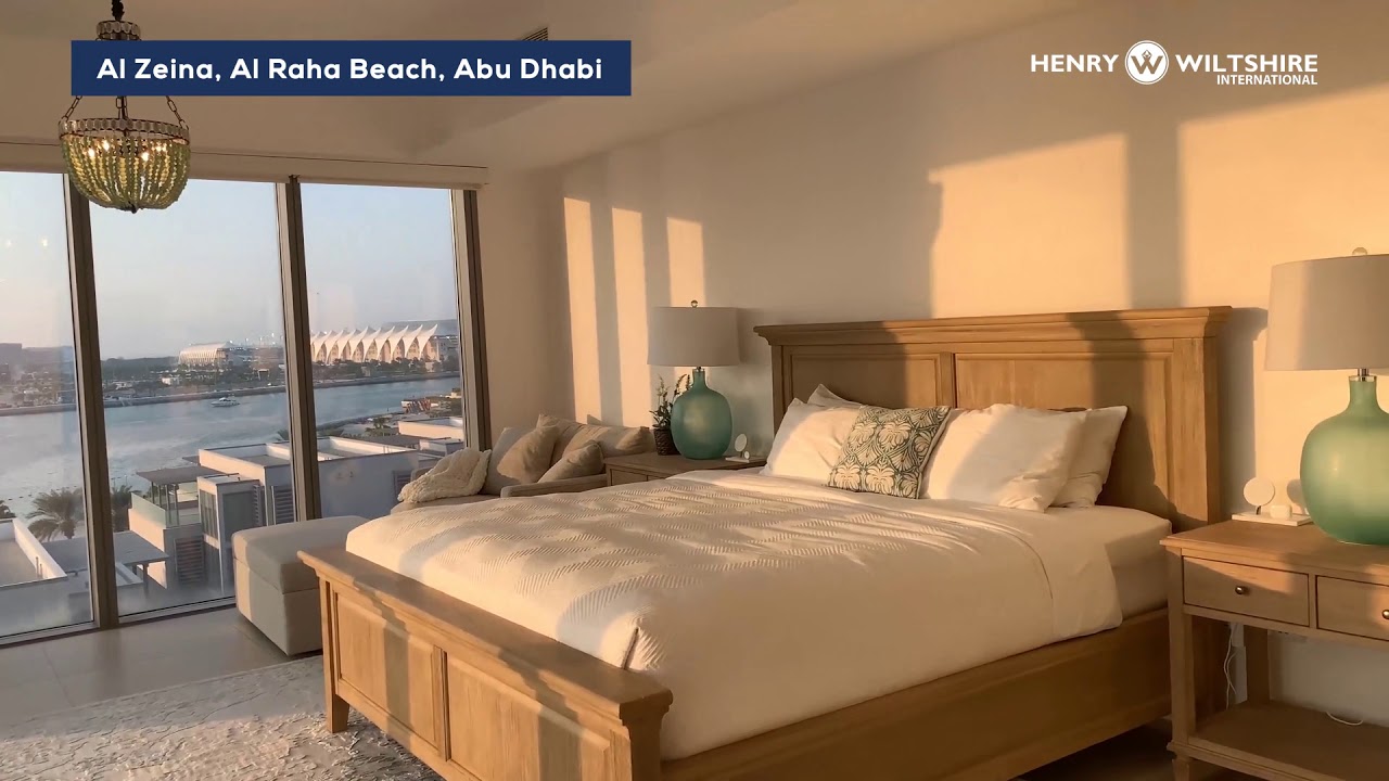 Beautifully remodelled podium villa + private pool