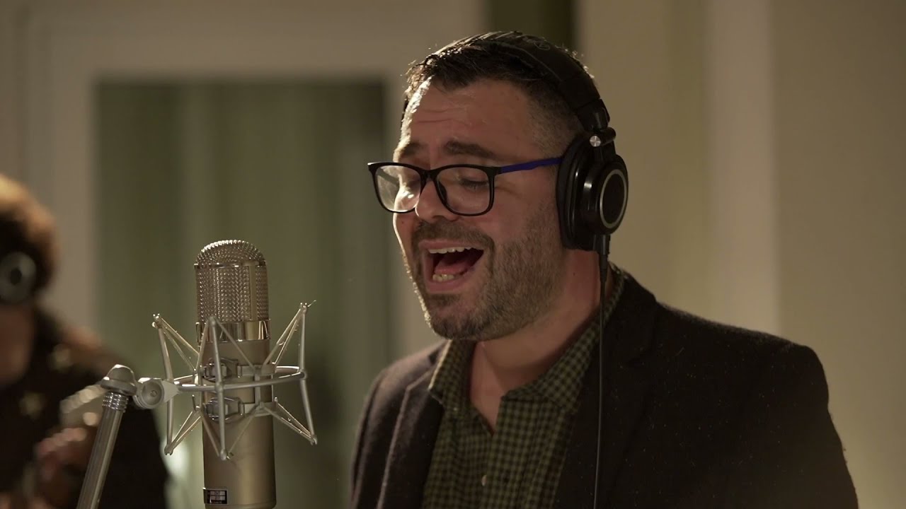 MORE THAN A WOMAN - (Cover Bee Gees) - Hernán Lechuga - Club Universitario de Buenos Aires