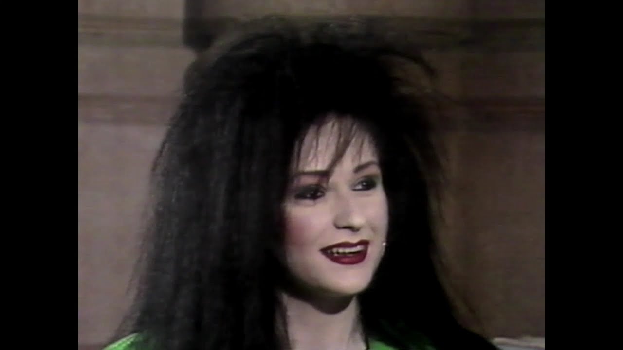 Alaska y Dinarama - Presentación FAN FATAL (Rockopop - 1989).