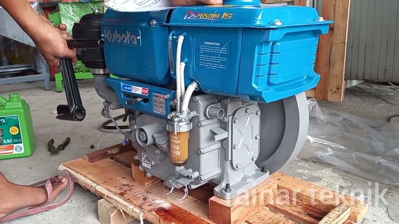 unboxing diesel kubota rd65
