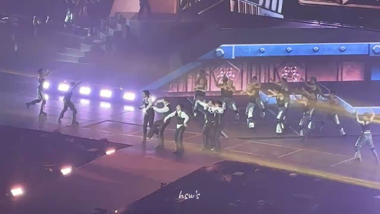 ชอบก็บอก Feel Like Me , MAY I? - lykn  #LYKNDuskAndDawnConcertD1 #LYKNDuskAndDawnConcert