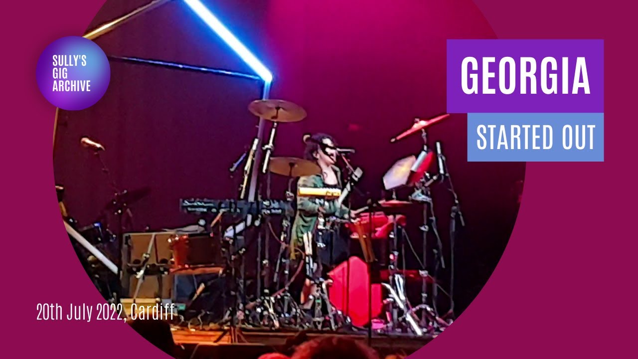 Georgia - Started Out [Live] - Cardiff (20 July 2022)
