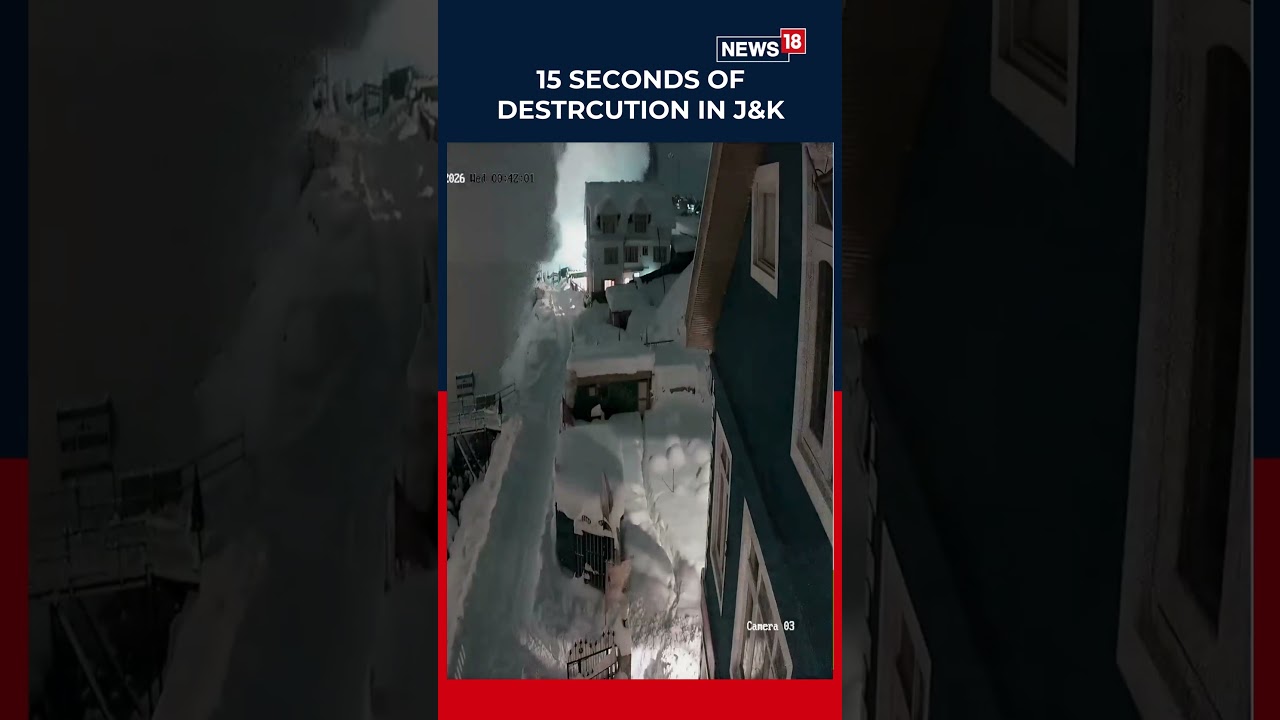 Chilling CCTV Footage Captures Avalanche Sweeping Through Jammu & Kashmir&rsquo;s Sonmarg | N18S