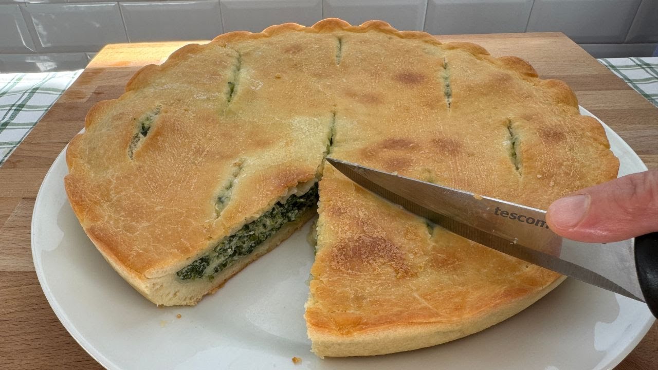 Pizza rustica con spinaci e ricotta, ricetta semplicissima e golosissima 🤩 La farai ogni settimana