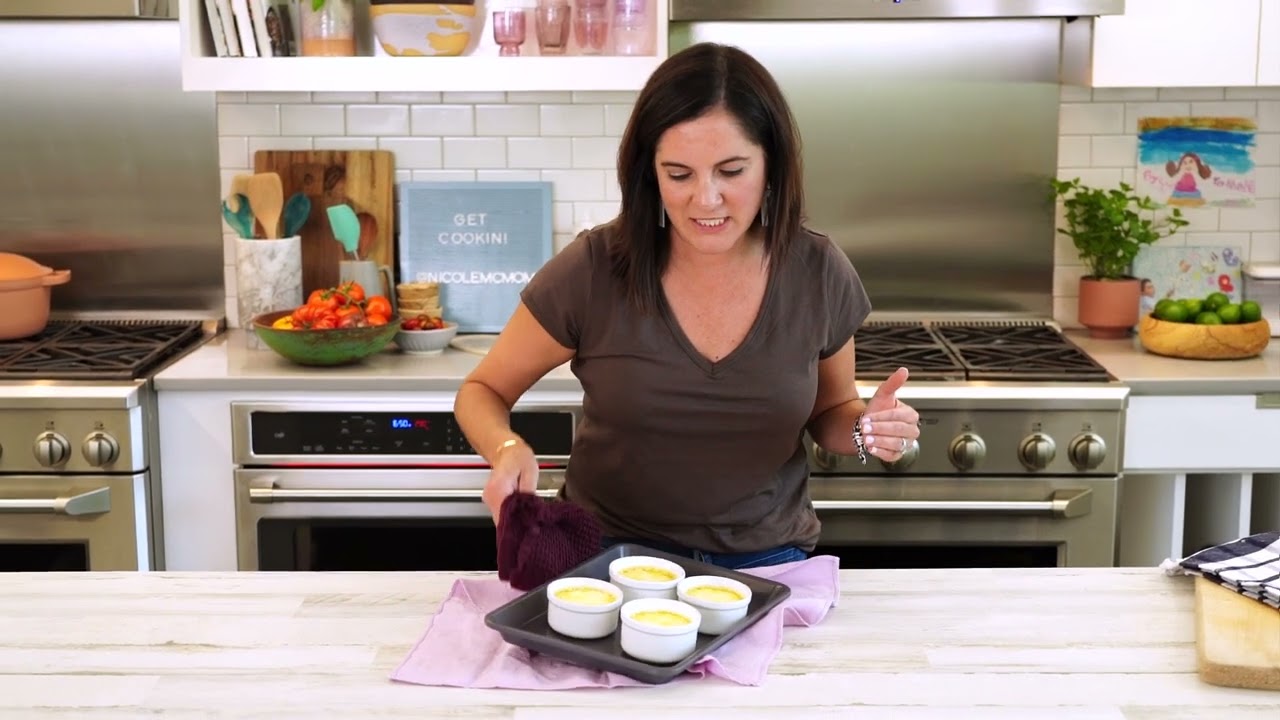 How to Make Classic Creme Br&ucirc;l&eacute;e | Get Cookin' | Allrecipes.com