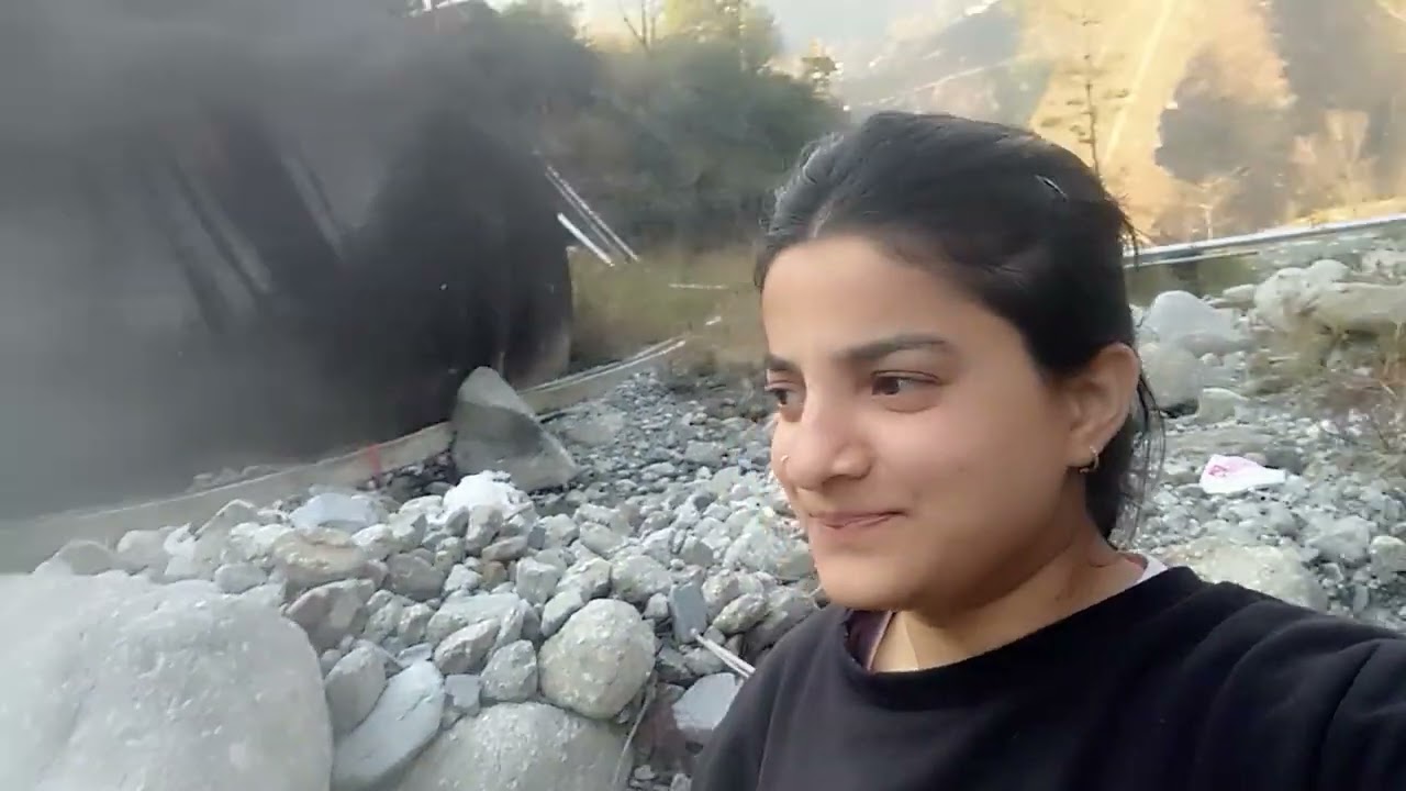 Village life/aaj gye bishu buti laane🍃