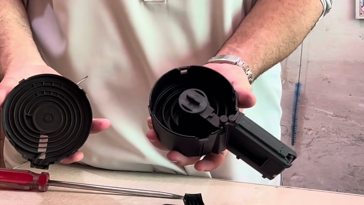 Magpul Pmag d-60 Ar/m4 60 rounder assembly and disassembly made usa
