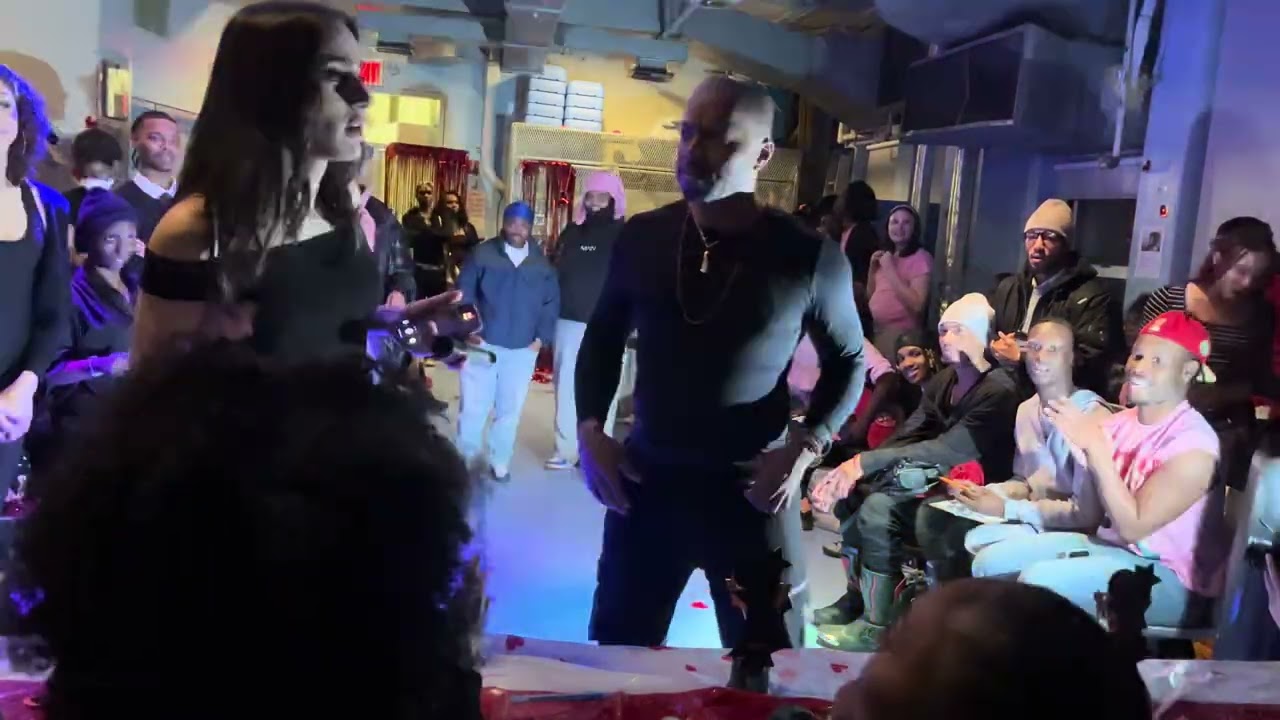 Commentator Vs Commentator @ Nas Telfar HMI ‘Sweet Love’ Vogue Fem Friday Ball 