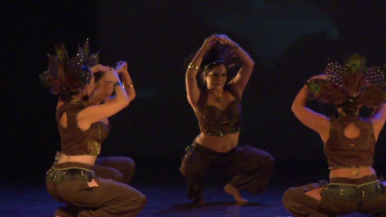 Magia que sella la cueva en las Mil y Una Noches de Danza Fusion