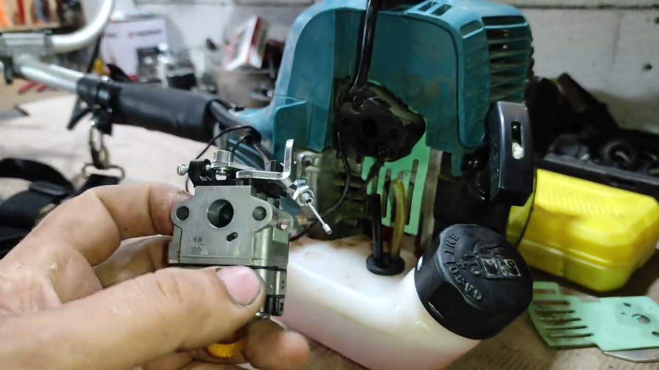 Motocoasa makita EM2600U Probleme cu alimentare cu benzină!