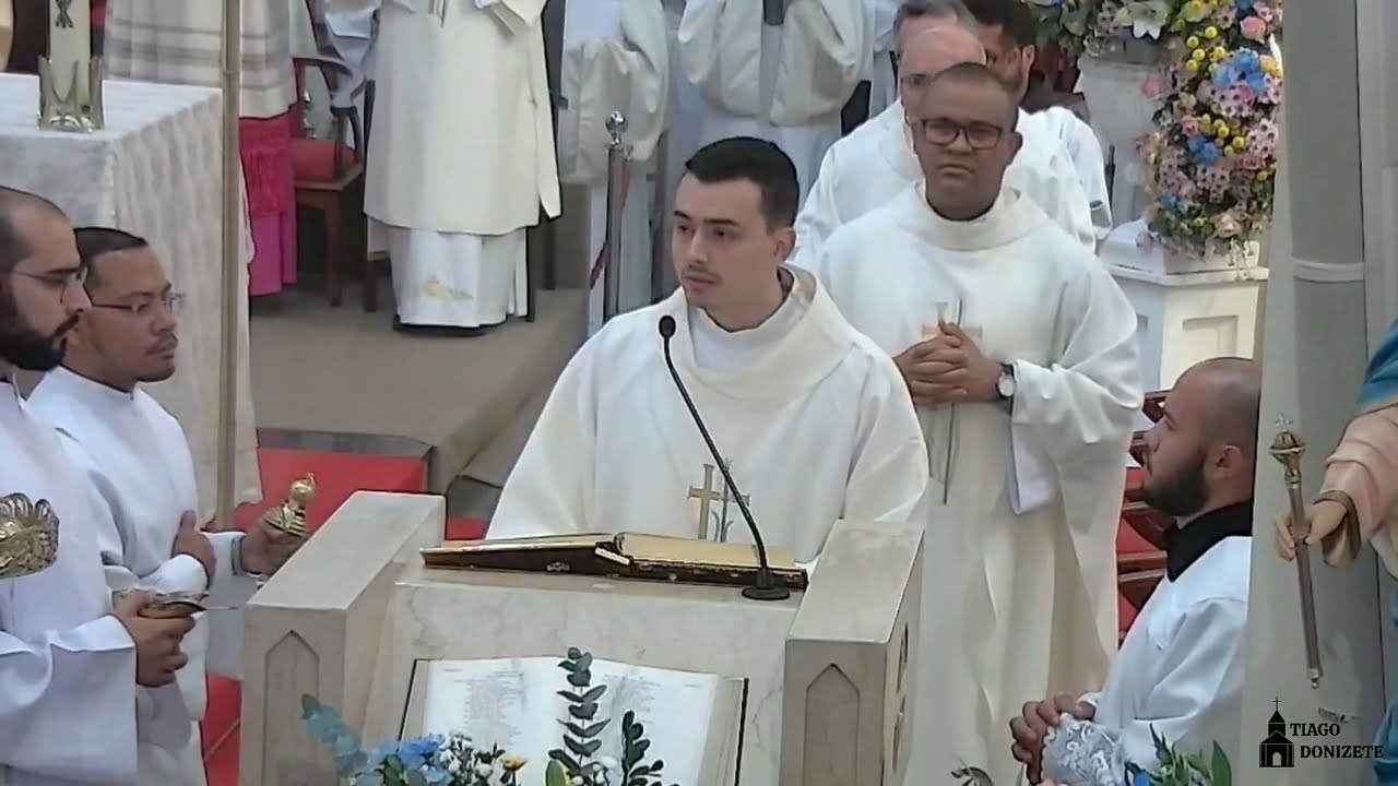 Evangelho cantado - Bodas de Caná - Catedral de Goiânia - Festa de N. Senhora Auxiliadora.