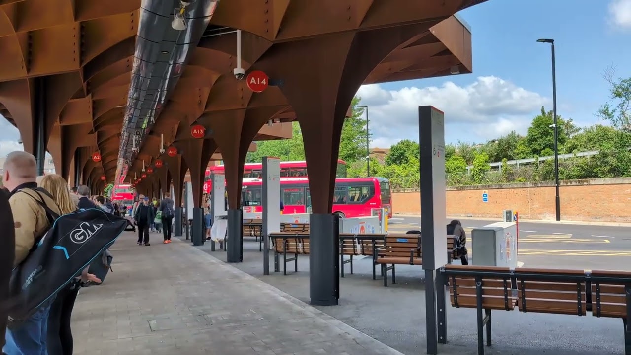 Cromwell Road Bus Station bay stands (London Buses)