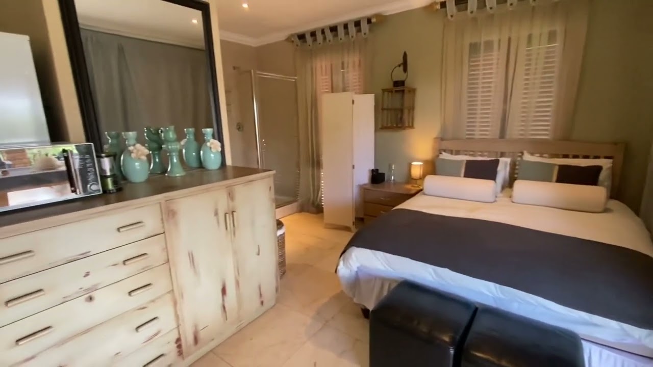 Silver Lakes studio apartment