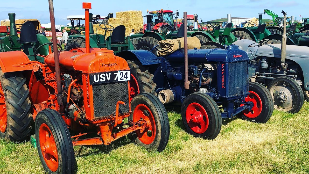 A day at the St Buryan Rally, Tractors, classic cars, steam engines and more. 2019