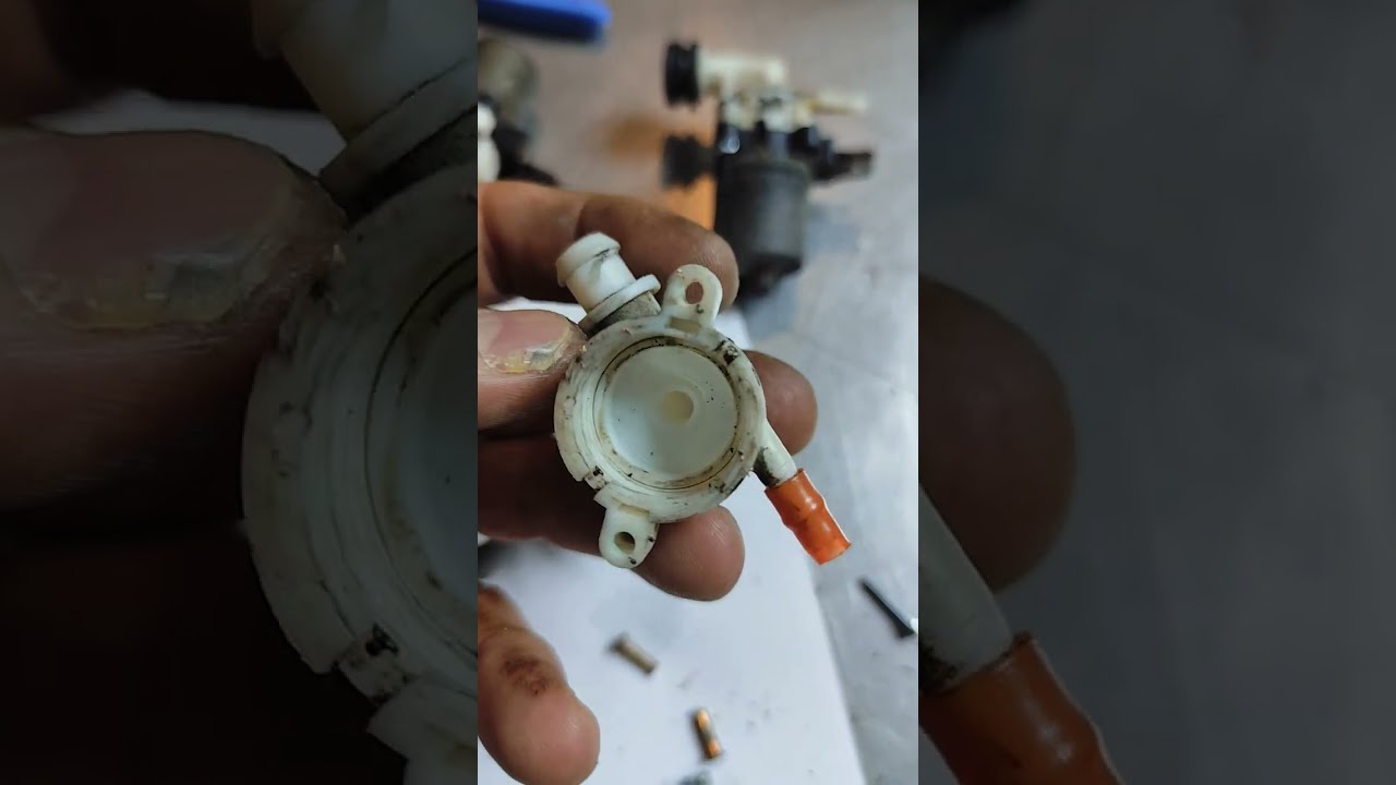 J5 C25, pompe lave-glace remise en route