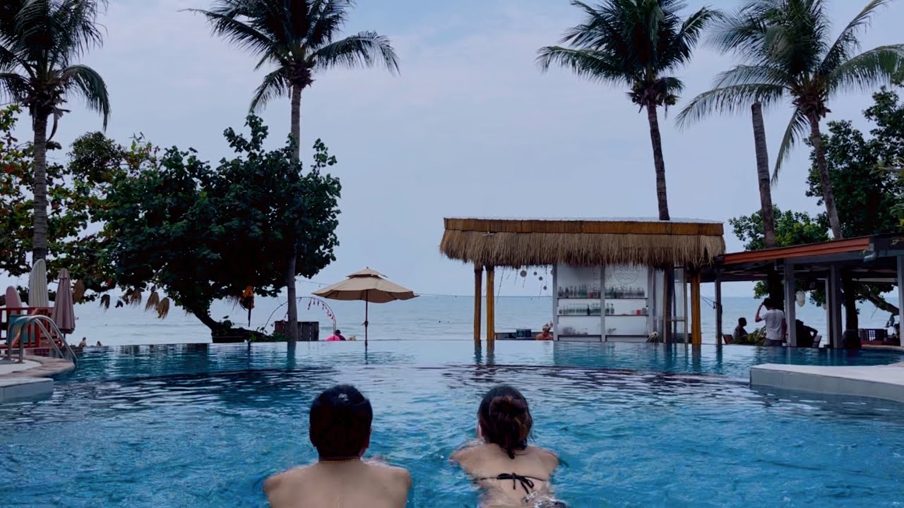 นอนMac Resort Hotel หาดทรายขาว วิวสวยบรรยากาศดี ครบครัน￼ ควงกระบองไฟ วิวพระอาทิตย์ตก|เกาะช้าง | ตราด