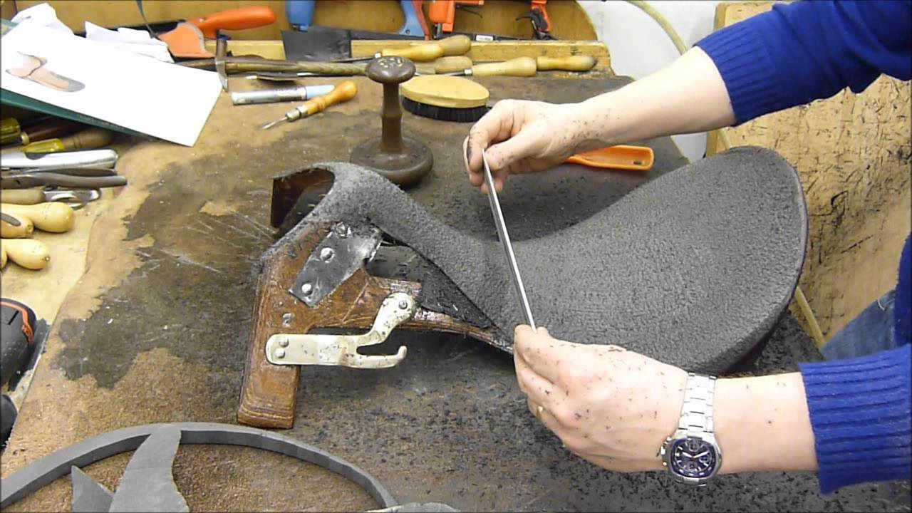 Borné Saddlery Instructional Video