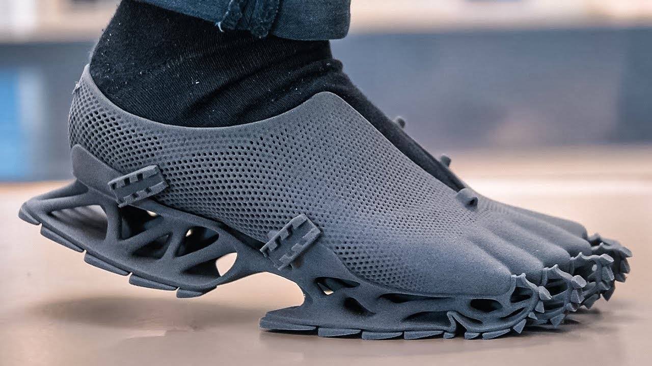 CRAZY SHOES INNOVATION
