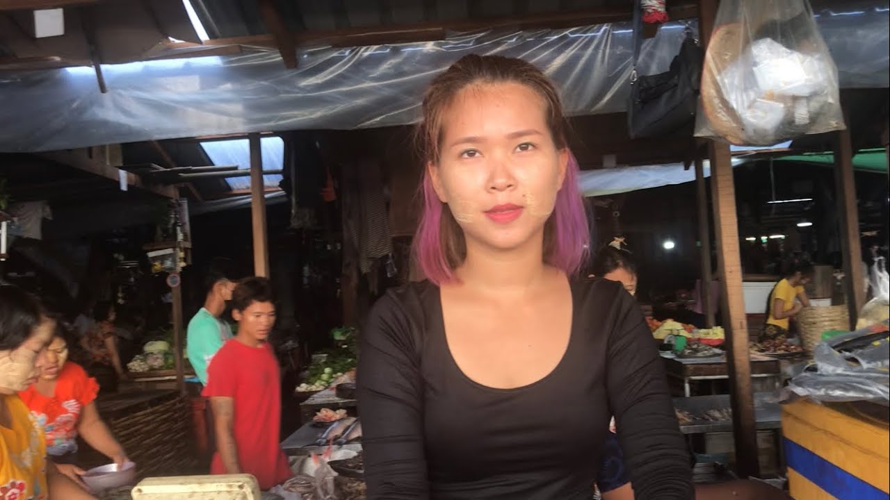 A Bustling Big Morning Wet Market Life in Yangon Myanmar 🇲🇲