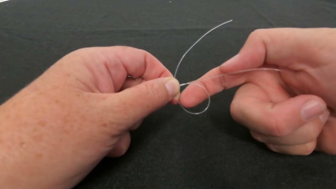 How to tie a Uni Knot