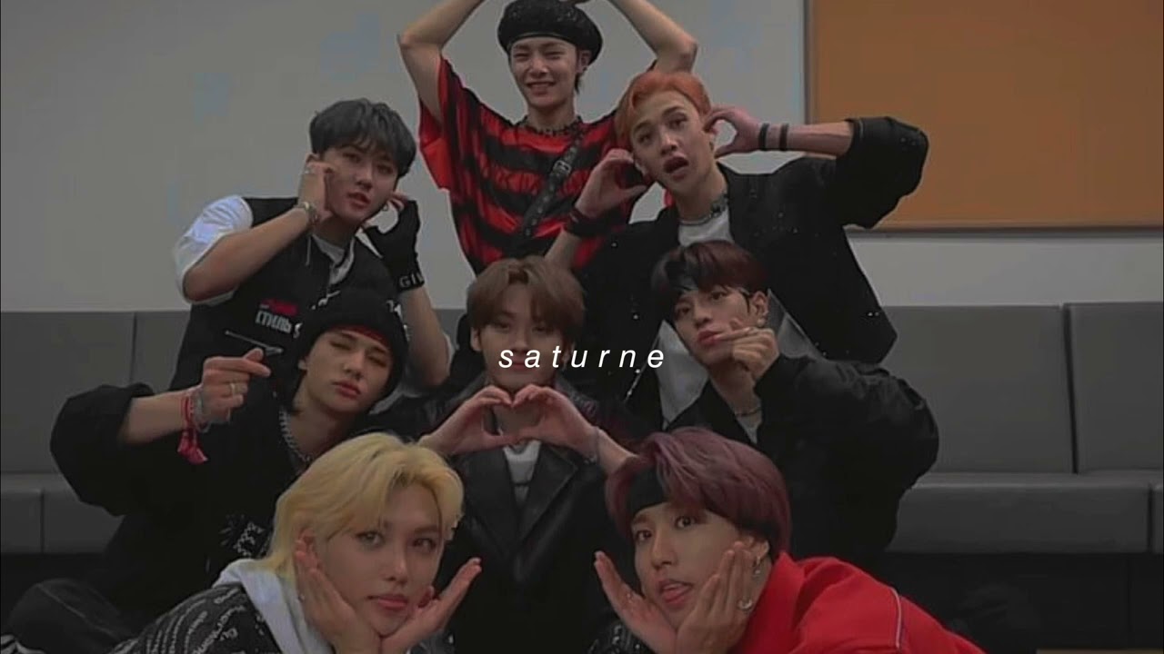 Stray Kids - Surfin' ( sped up )