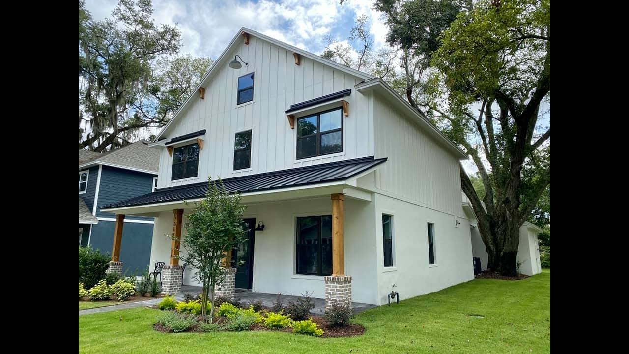 Winter Garden New Model Homes - Stunning Custom Home in downtown Winter Garden $699,900!