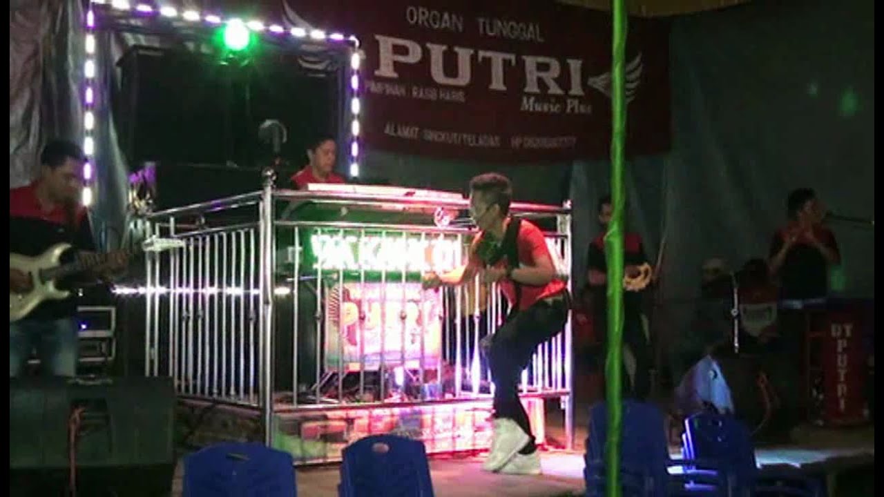 KEBAYA MERAH #MULAH #O.T PUTRI #KDJ : JHONI #DS.TELADAS-MURATARA