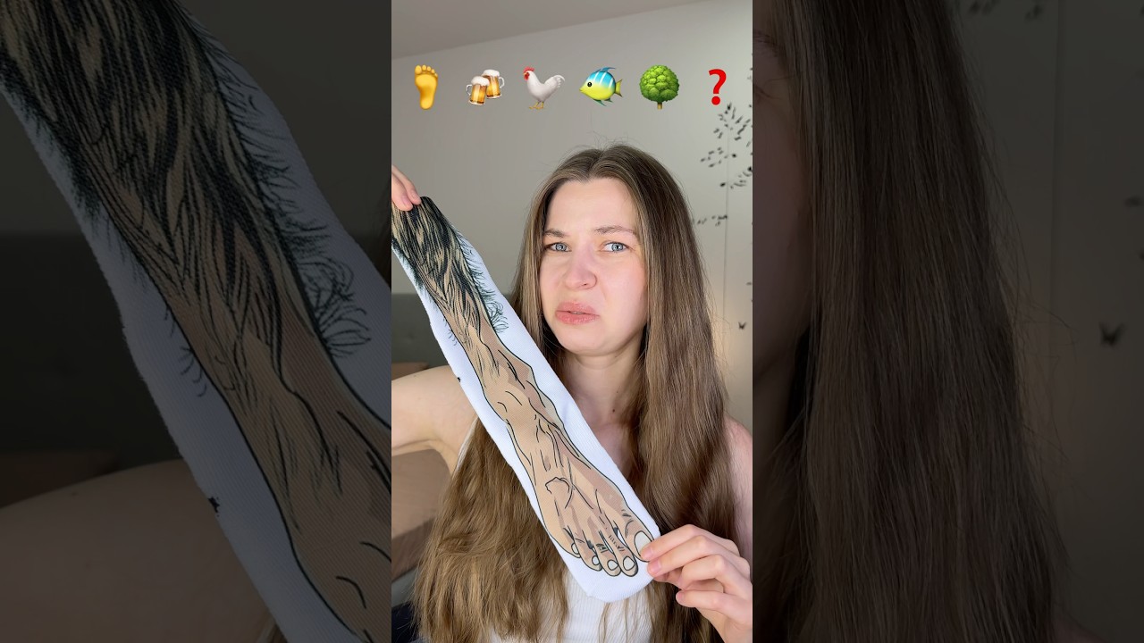 The WEIRDEST socks in the world 🧦😎 Subscribe for the new parts ❤️ #rate #unpacking #funny #socks