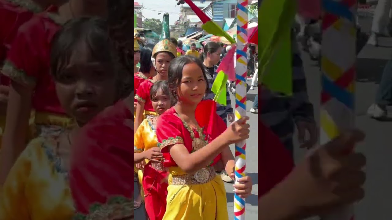 Cambodian classical musicians perform traditional dance#culture#khmertraditional#traditinal