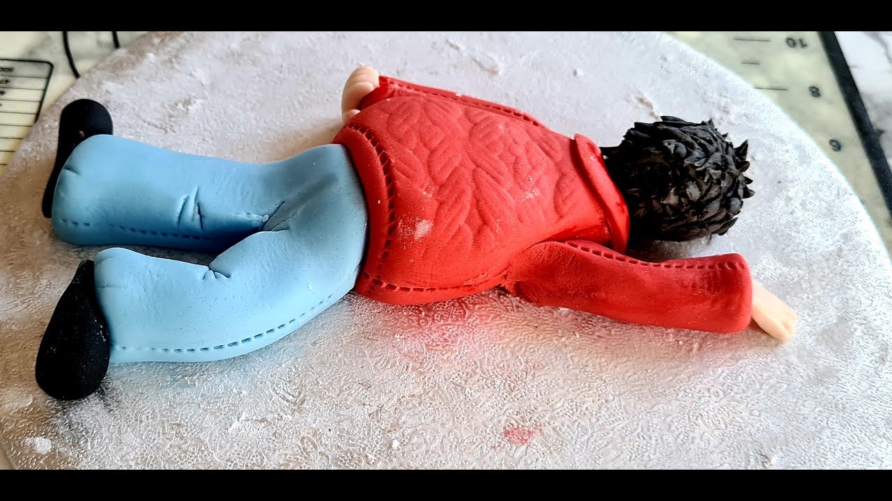 how to make drunk man gumpaste cake topper
