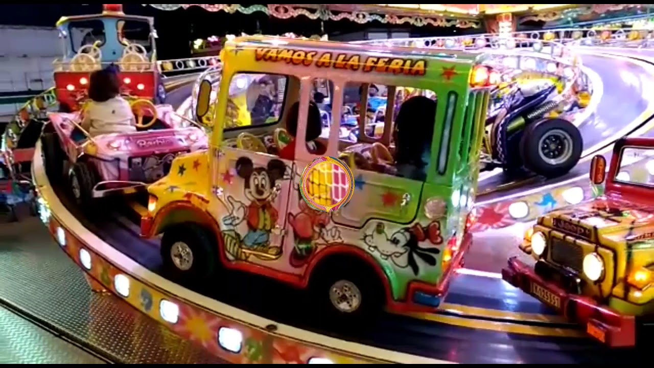 Diversion, emocion y adrenalina Ferias 2017. Noria infantil, camas elasticas, tren de la bruja ect