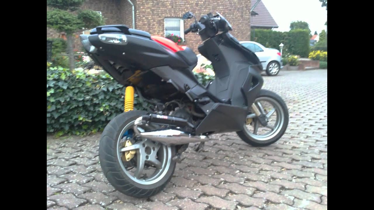 Aprilia SR50R - Optik Story