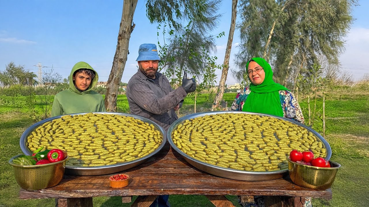 محدش هيصدق السر وراء طعامة كفتة الرز باللحمة في وسط الغيطان.. فطار ريفي ملوكي✨🔥