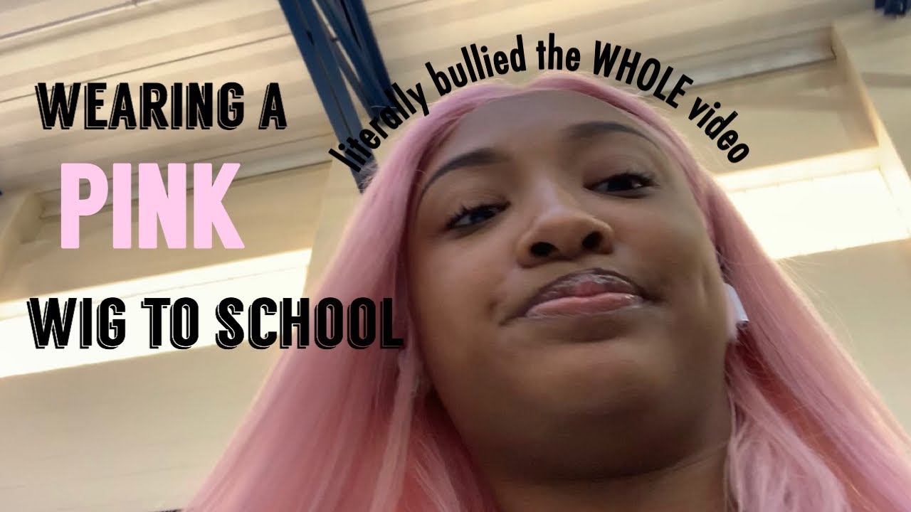 I WORE A PINK WIG TO SCHOOL FOR THE FIRST TIME.. AND THIS HAPPENED!| Saria Raine