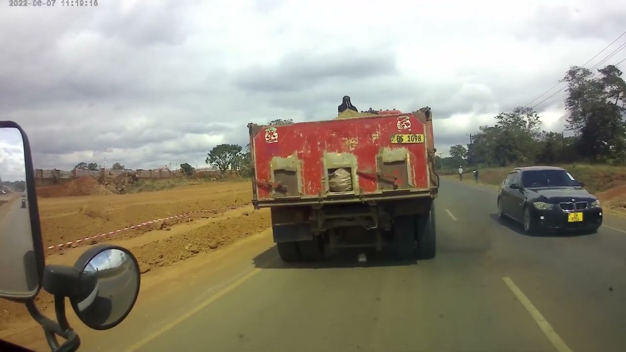 Ambitious road construction from Area18 to Area 2 via Crossroads in Lilongwe