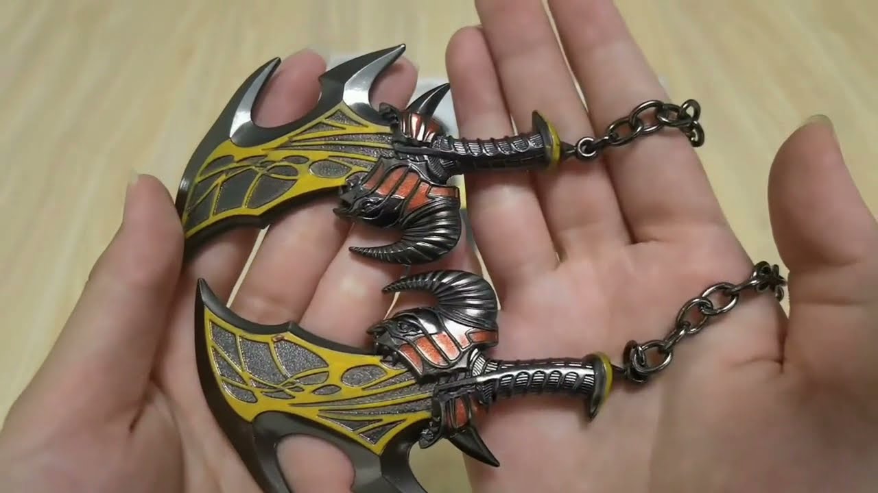 God Of War Kratos Chaos Blades/Leviathan Axe/Blades of Exile Metal Mini Replica