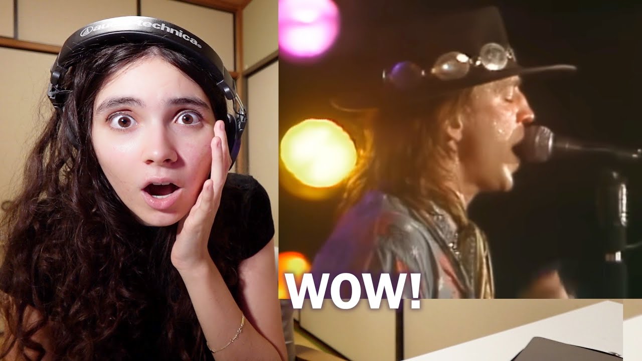 Реакция вокалиста на первое прослушивание песни Стиви Рэя Вогана 