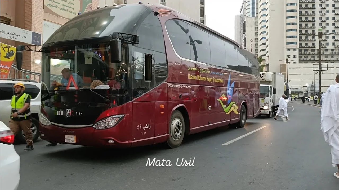 Bus-Bus Keren di Sekitaran Masjidilharam