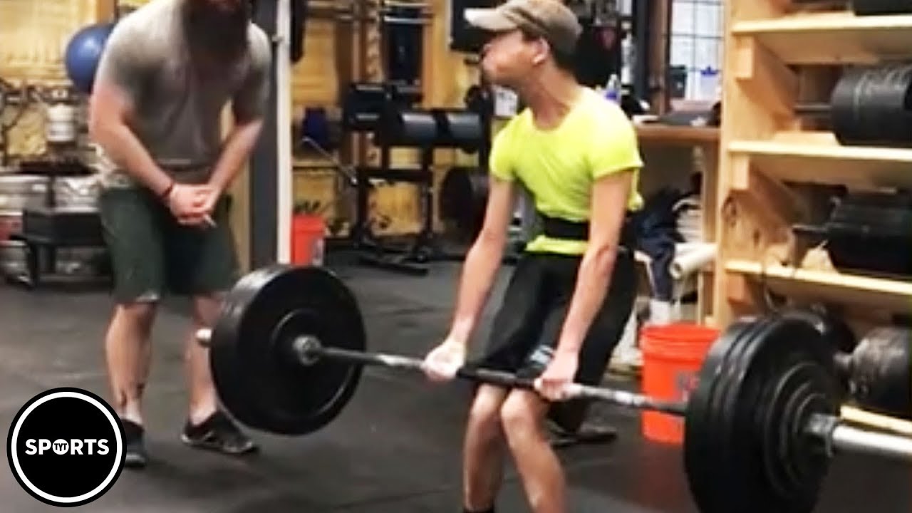 Athlete With Cerebral Palsy Deadlifts 200 Pounds