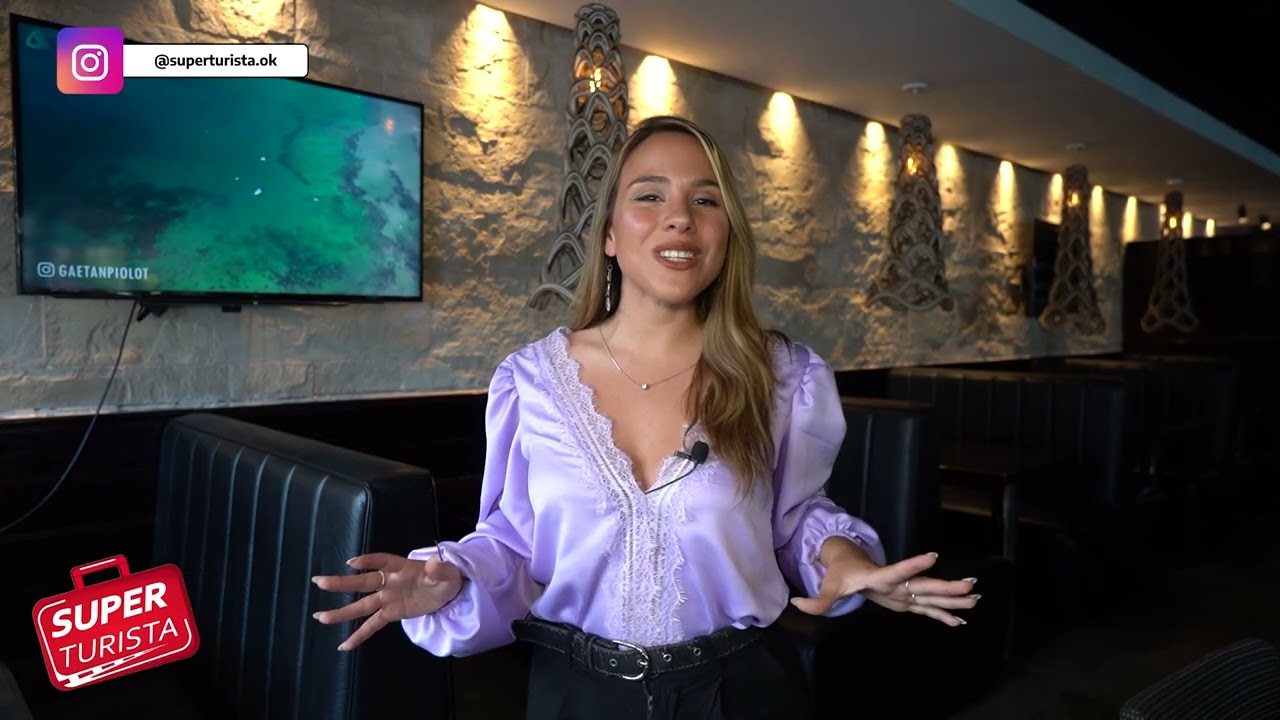 La Falda, Córdoba, Argentina. SUPER TURISTA PLUS / E11 - T3 - B1