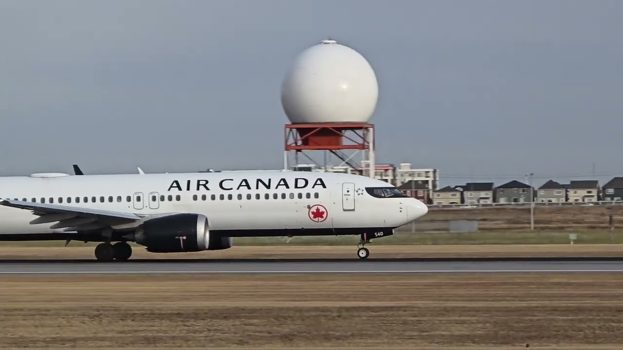 Lets Watch Airplanes at YYC