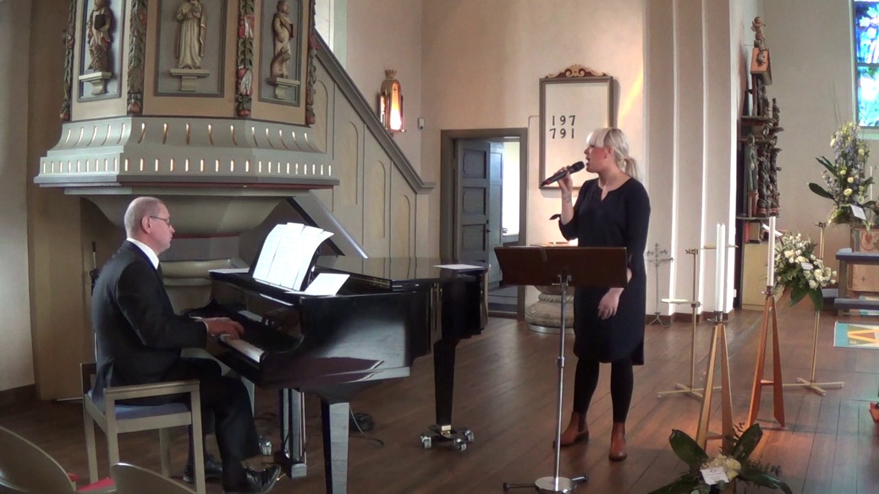 Emma Käck - Du är alltid en del utav mig, (Begravning)