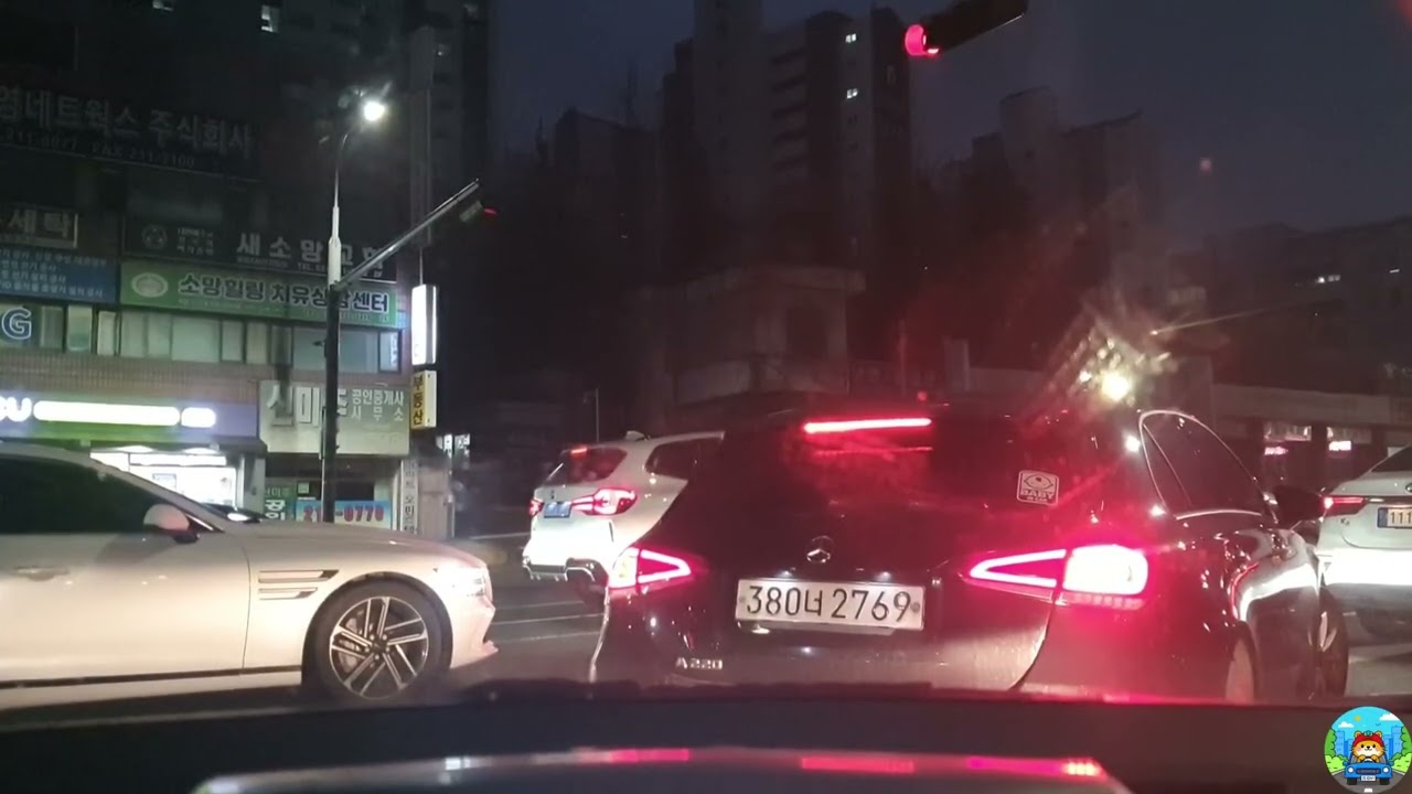 서두르지 않는 선택이 가장 정확한 운전