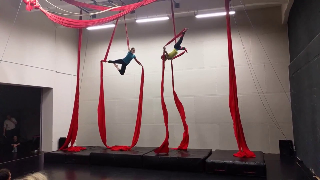 vystoupení závěsná akrobacie 1. 2. 2017